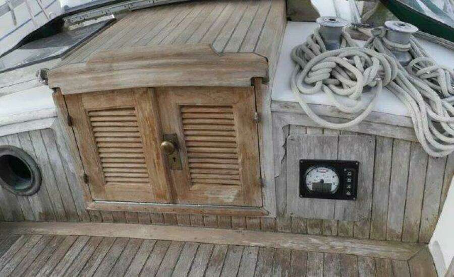 Flamboyant 37ft Tayana Yacht For Sale