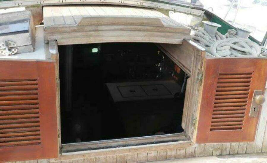 Flamboyant 37ft Tayana Yacht For Sale