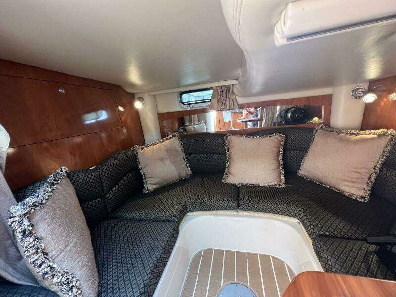 Alcira 31ft Four Winns Yacht For Sale