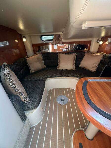 Alcira 31ft Four Winns Yacht For Sale