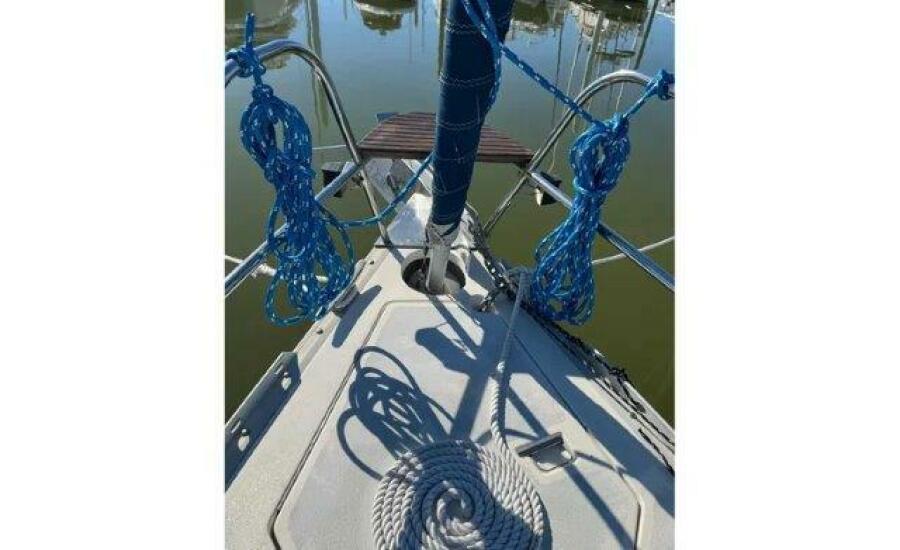 35' 1990 Hunter 35.5