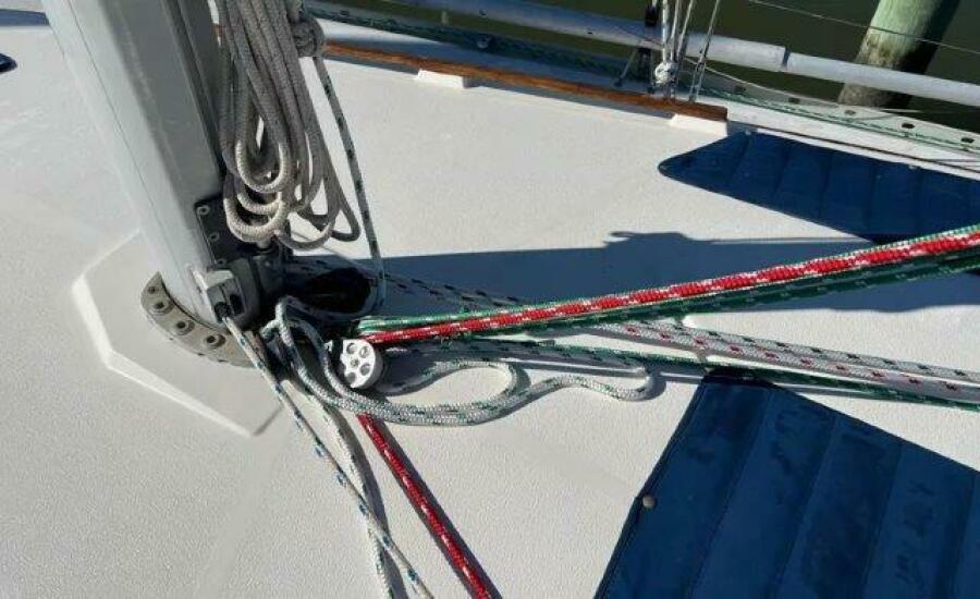 35' 1990 Hunter 35.5