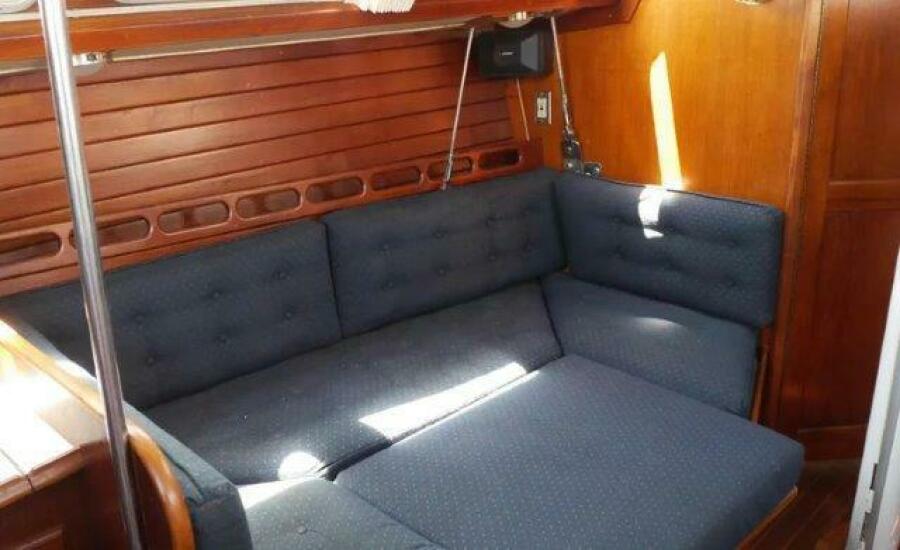 35' 1986 Ericson 35 MKII