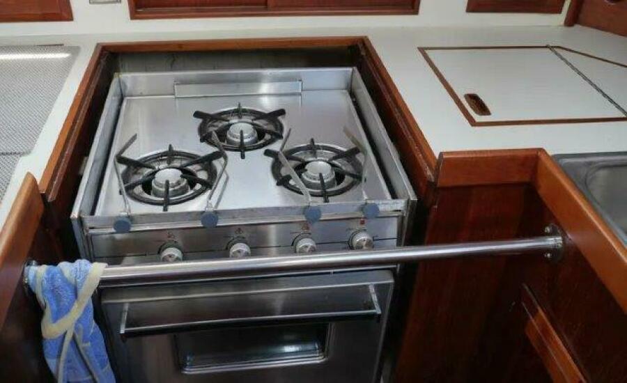 35' 1986 Ericson 35 MKII