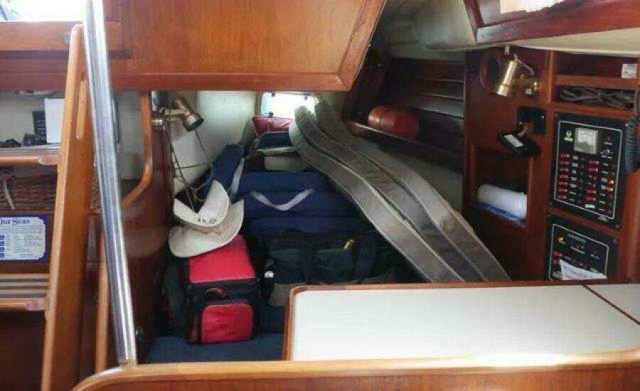 Allegre 35ft Ericson Yacht For Sale