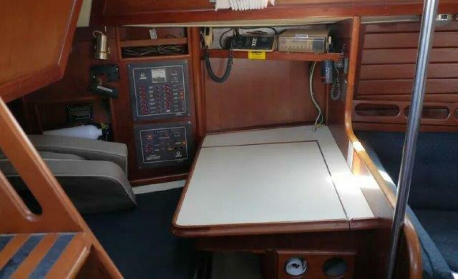 35' 1986 Ericson 35 MKII
