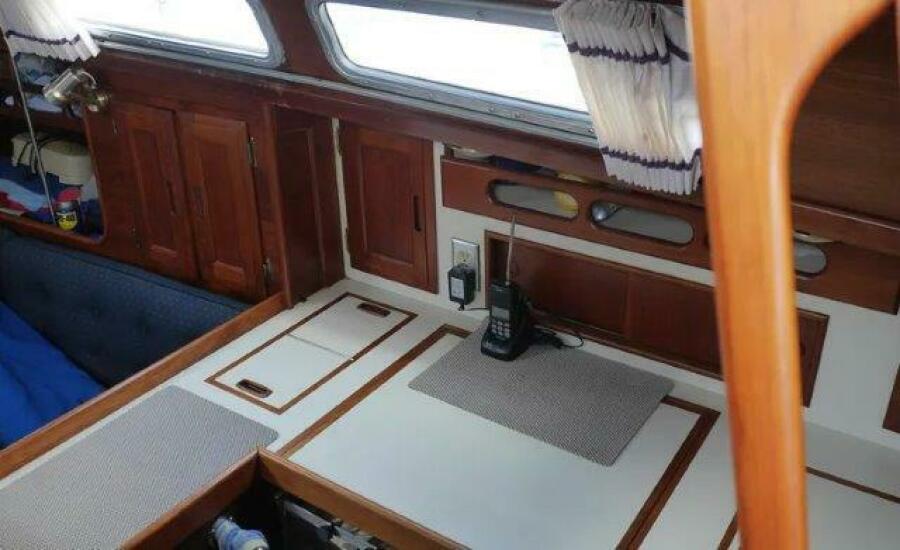 35' 1986 Ericson 35 MKII