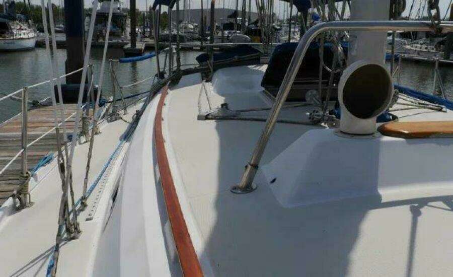 Allegre 35ft Ericson Yacht For Sale