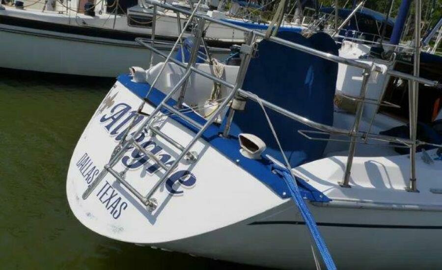 35' 1986 Ericson 35 MKII