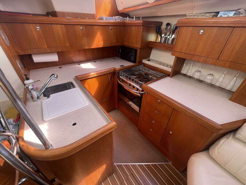 Zenato 1 45ft Hunter Yacht For Sale