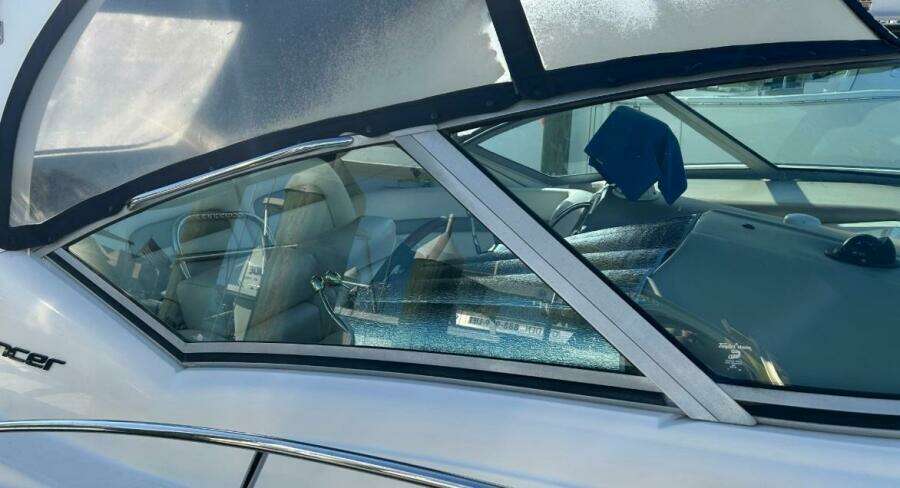 35ft Sea Ray Yacht For Sale