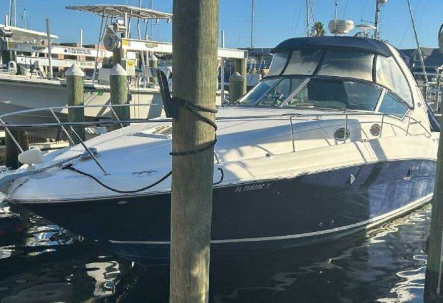 35ft Sea Ray Yacht For Sale