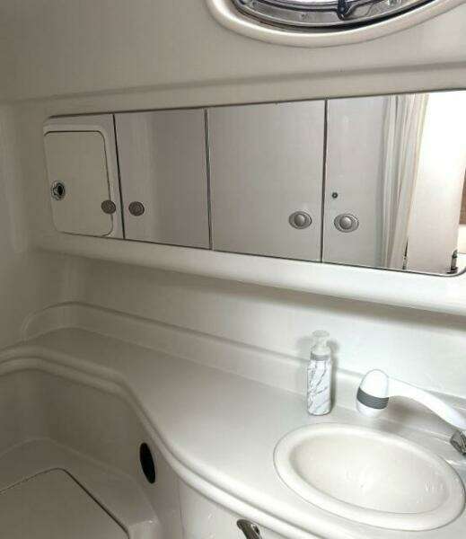 35ft Sea Ray Yacht For Sale