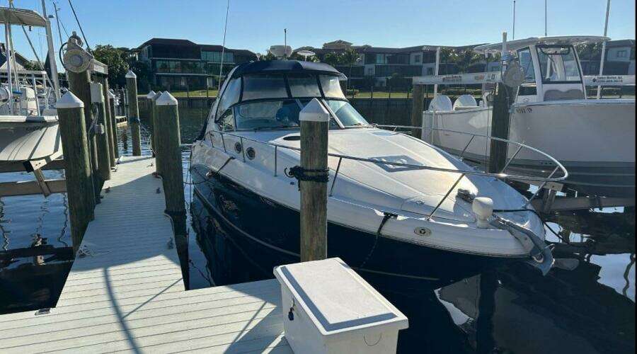35ft Sea Ray Yacht For Sale