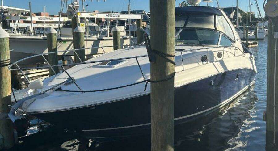 35ft Sea Ray Yacht For Sale
