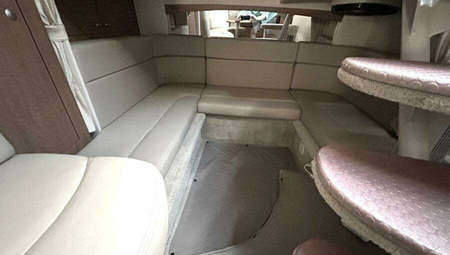 35ft Sea Ray Yacht For Sale