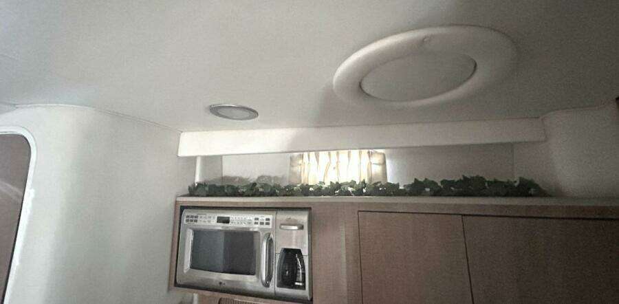 35ft Sea Ray Yacht For Sale