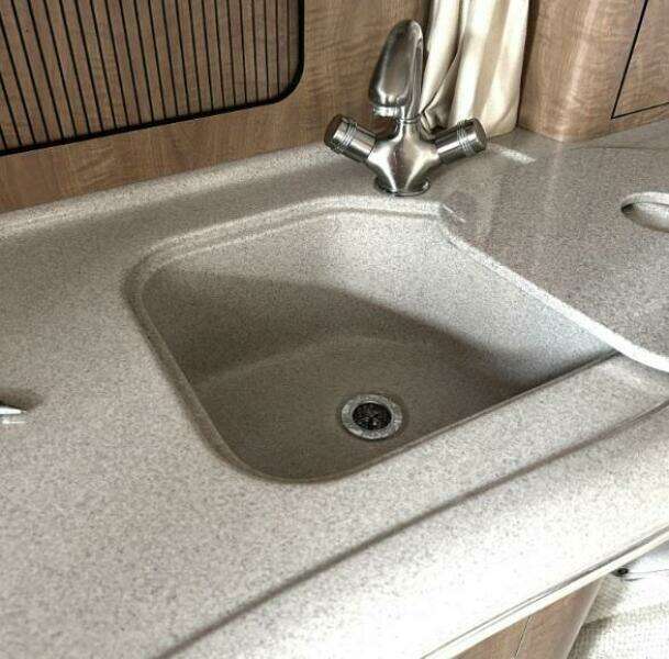 35ft Sea Ray Yacht For Sale