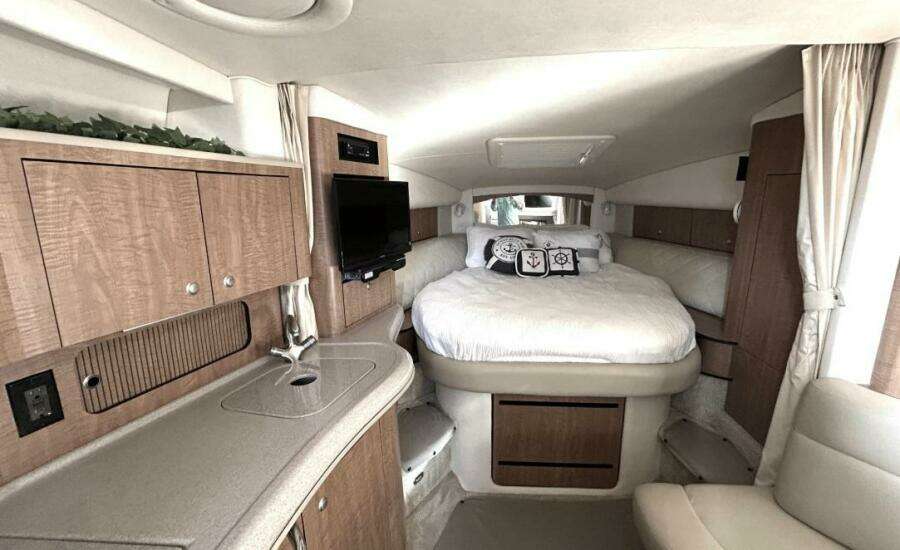 35ft Sea Ray Yacht For Sale