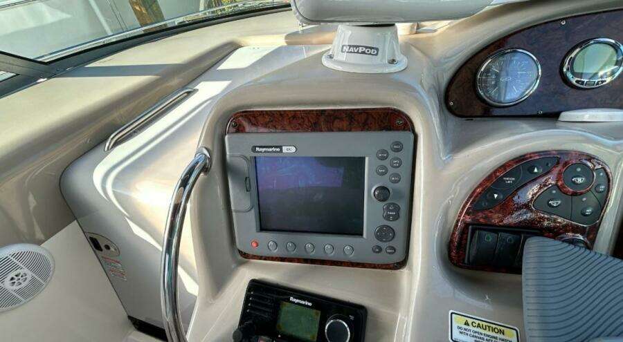 35ft Sea Ray Yacht For Sale