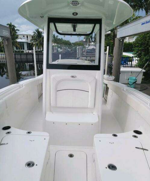 25ft Sea Hunt Yacht For Sale