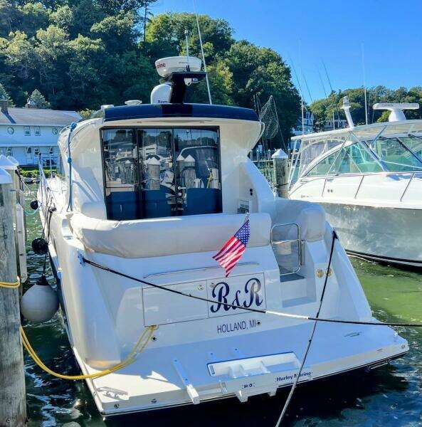 R amp R 37ft Carver Yacht For Sale