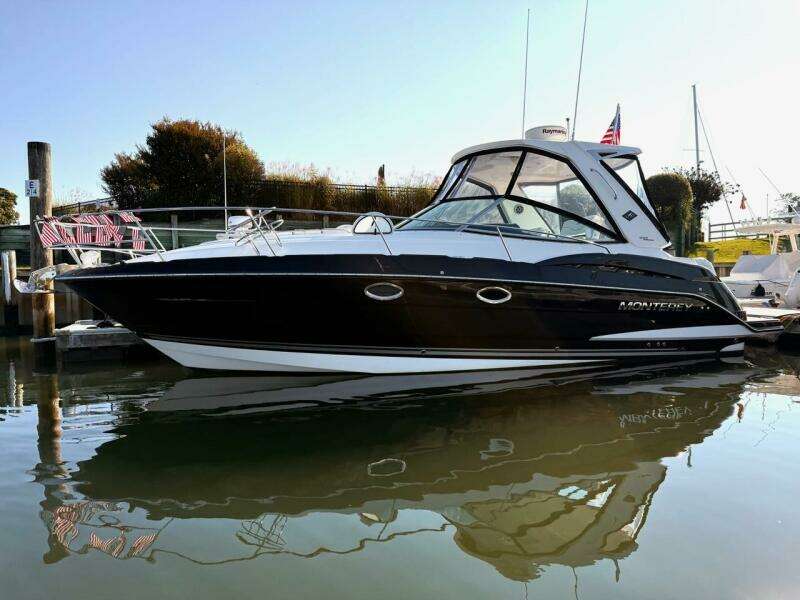 La Bella Sirena 33ft Monterey Yacht For Sale