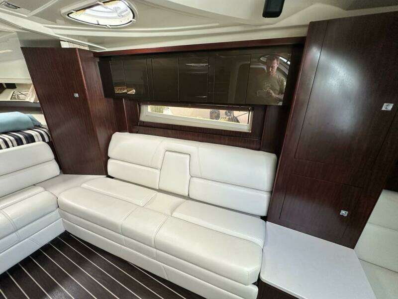 La Bella Sirena 33ft Monterey Yacht For Sale