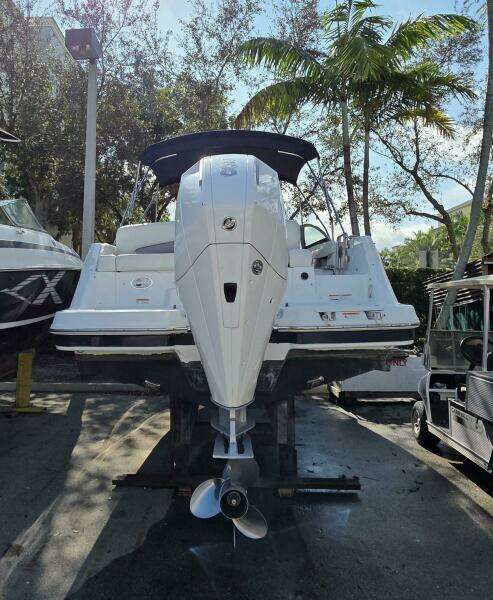 22ft Four Winns Yacht For Sale