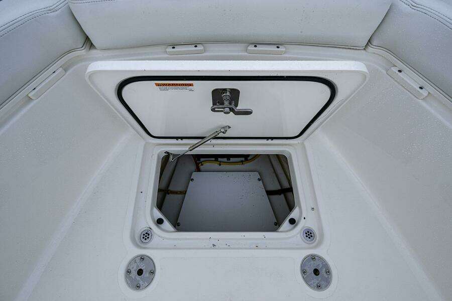 32ft Pursuit Yacht For Sale