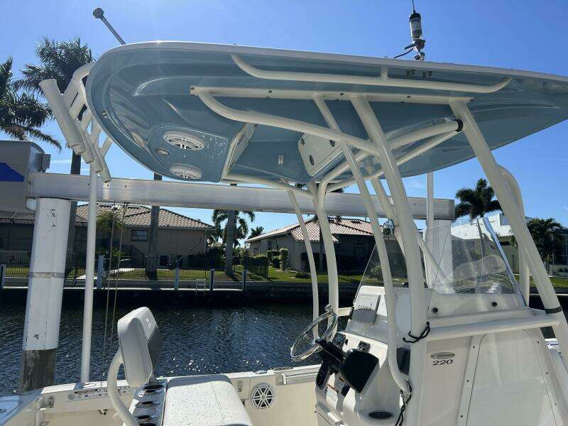 Last Chance 22ft Cobia Yacht For Sale