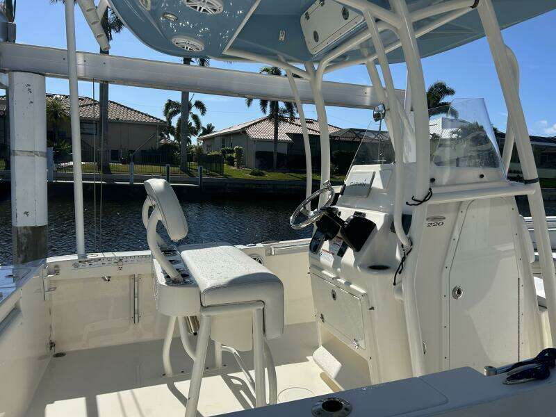 Last Chance 22ft Cobia Yacht For Sale