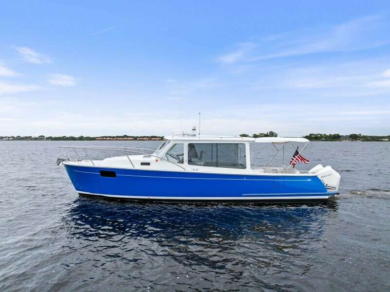 Tumalum 35ft MJM Yacht For Sale