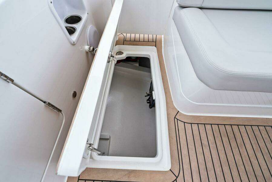 Tumalum 35ft MJM Yacht For Sale
