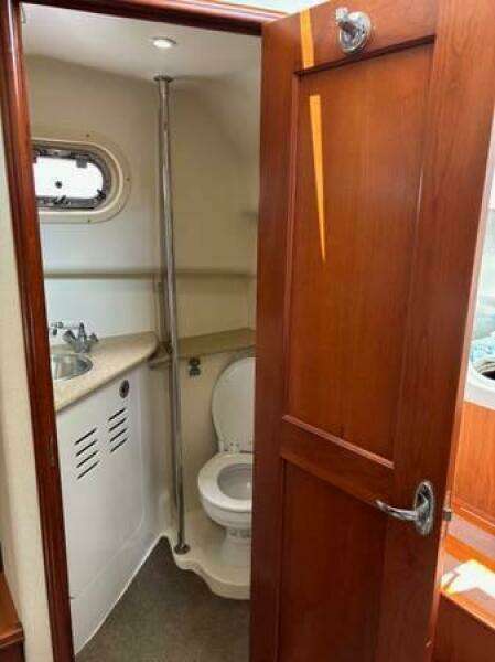 Les Suz 31ft Mainship Yacht For Sale