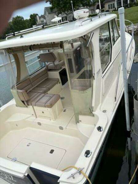 Les Suz 31ft Mainship Yacht For Sale