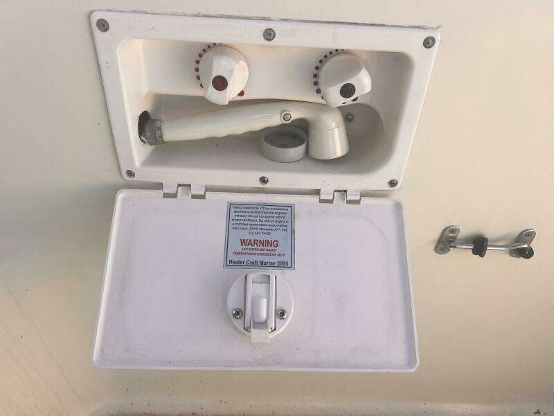 Les Suz 31ft Mainship Yacht For Sale