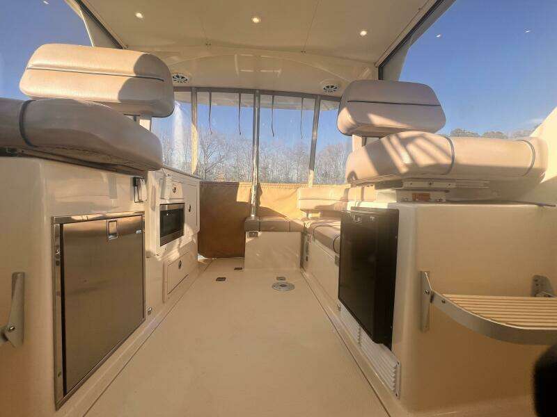Les Suz 31ft Mainship Yacht For Sale