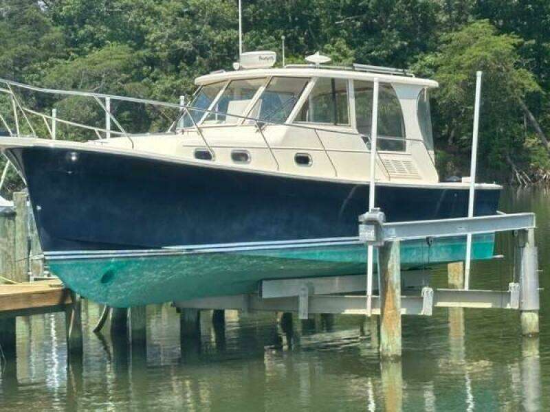 Les Suz 31ft Mainship Yacht For Sale