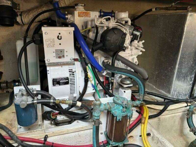 Les Suz 31ft Mainship Yacht For Sale