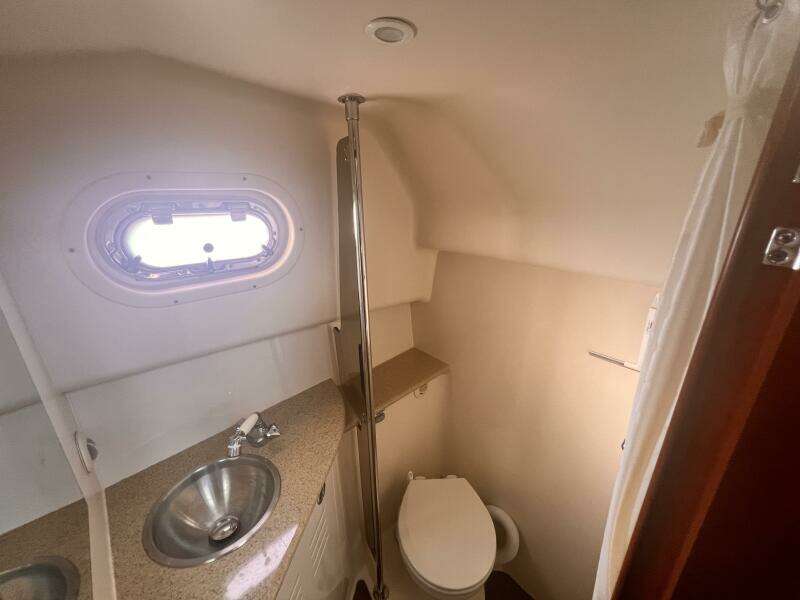 Les Suz 31ft Mainship Yacht For Sale