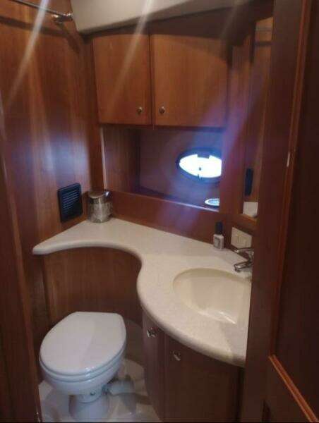 35ft Silverton Yacht For Sale