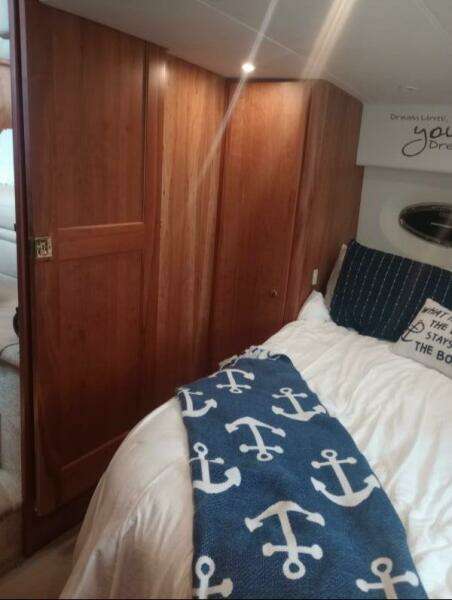 35ft Silverton Yacht For Sale