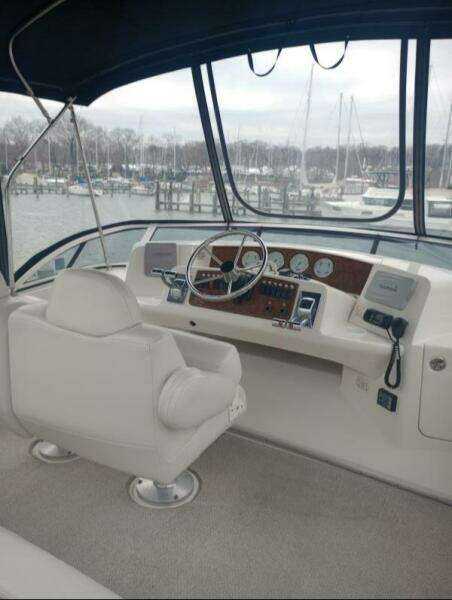 35ft Silverton Yacht For Sale
