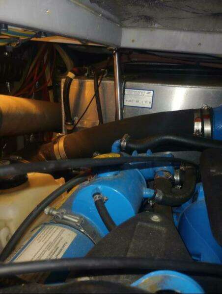 35ft Silverton Yacht For Sale