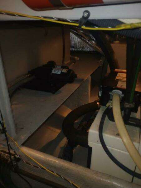 35ft Silverton Yacht For Sale