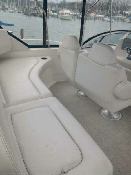 35ft Silverton Yacht For Sale