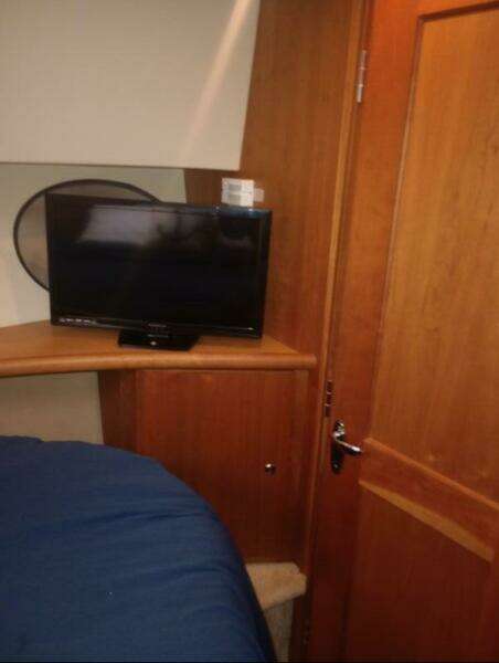 35ft Silverton Yacht For Sale