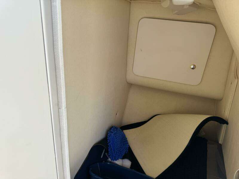 29ft Sea Ray Yacht For Sale