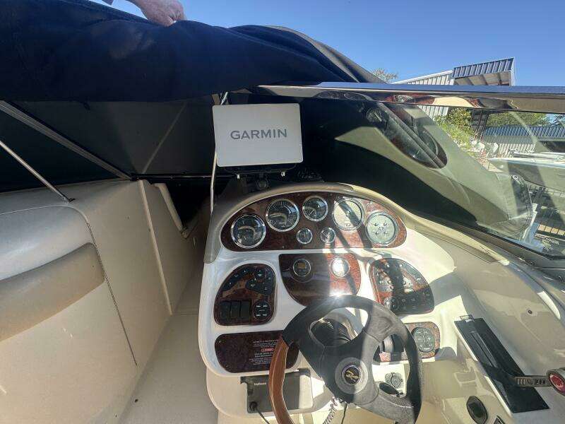 29ft Sea Ray Yacht For Sale